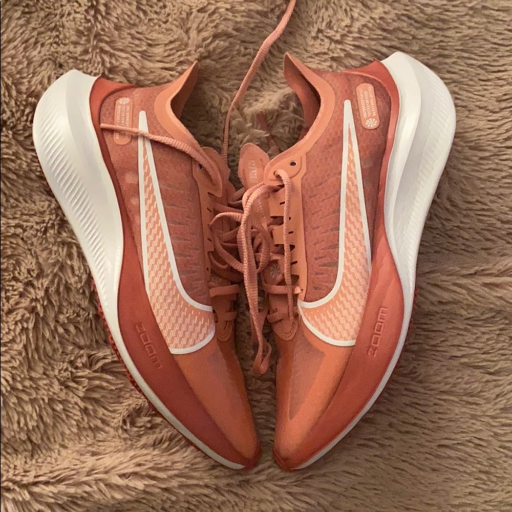 Women’s Nike zoom gravity 6.5